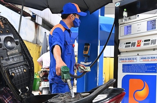 Bộ Công Thương chỉ đạo khẩn về việc thực hiện hoá đơn điện tử bán lẻ xăng dầu